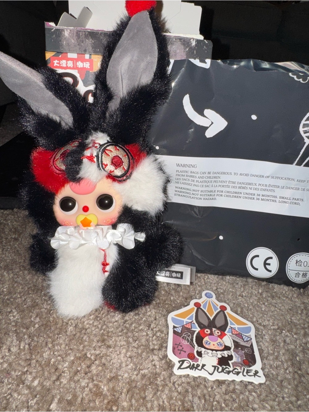 Baby Three Scary Clown Blind Box Confirmed - Picture 1 of 8